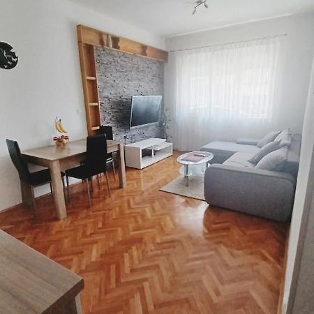 Apartmán Apartman Dora Pula Exteriér fotografie